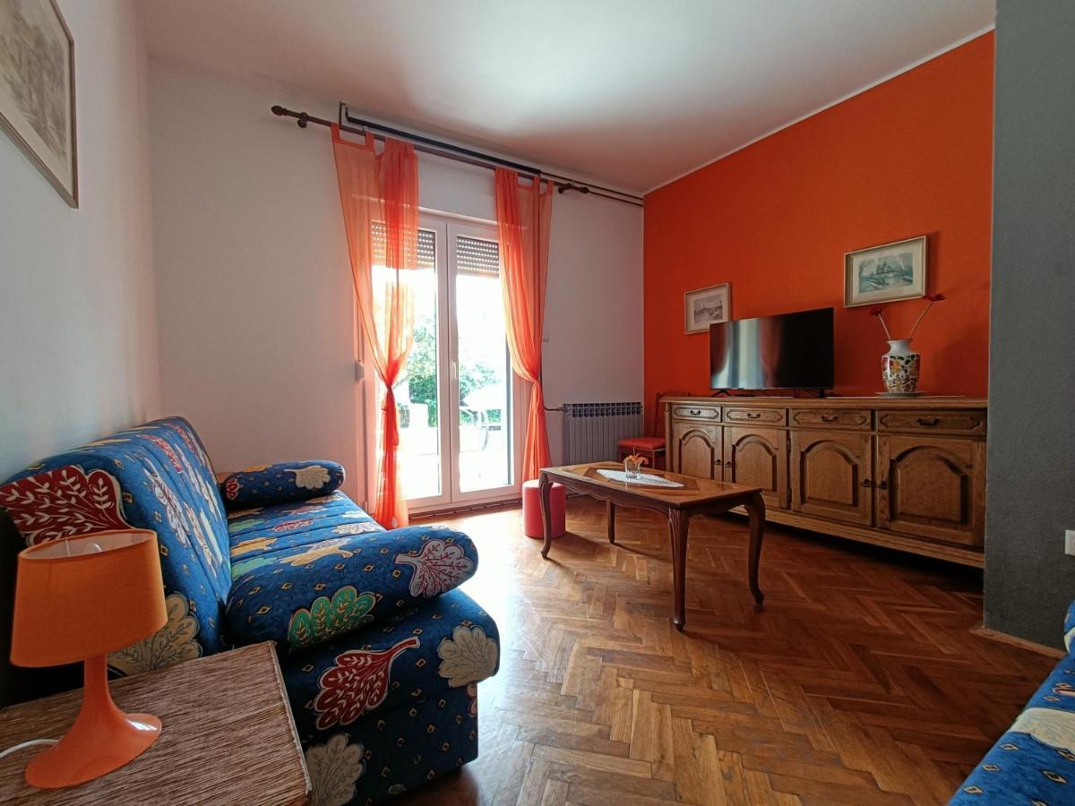 Apartment Pletikos *