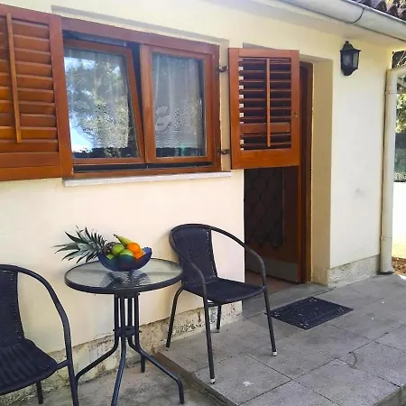 Apartment Pletikos Premantura Exterior photo